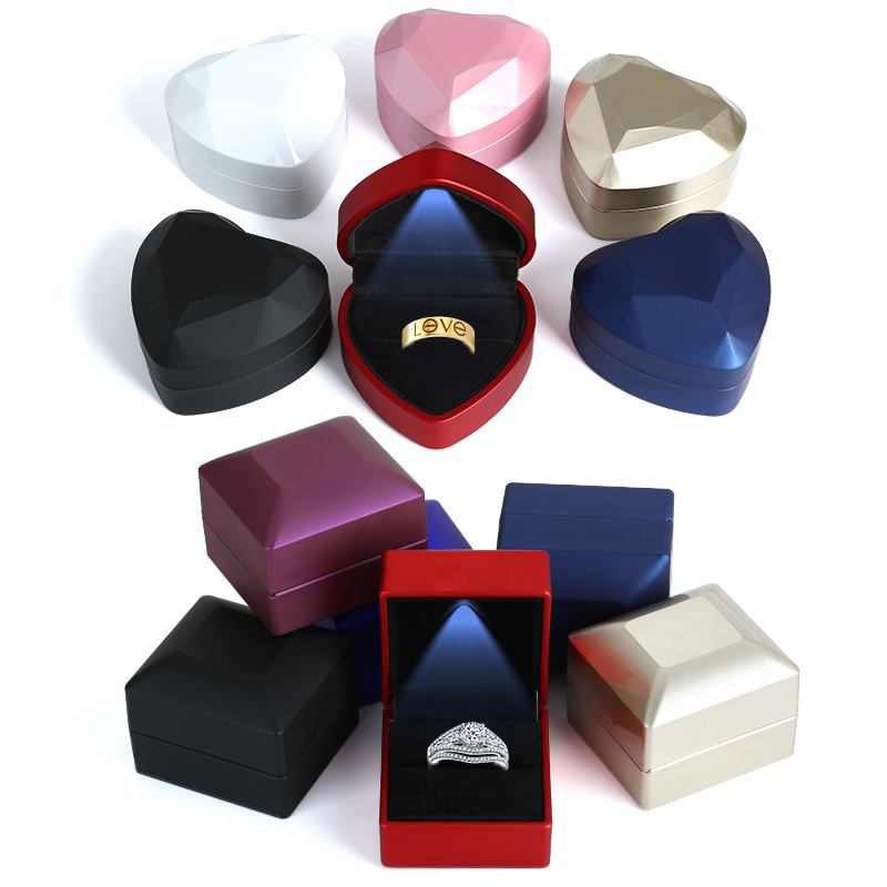 Velvet Ring Box Led Light Proposal - 하트 사각형 모양의 LED 라이트 링