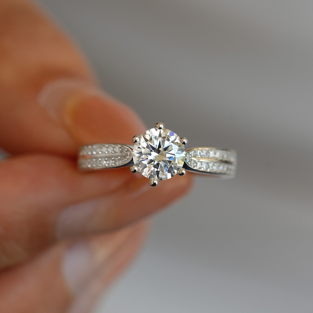 럭셔리 925 실버 0.5/1/2/3캐럿 라운드 모이사 - Moissanite Engagement Ring 2 Carat D Vvs1 리뷰 및 가격