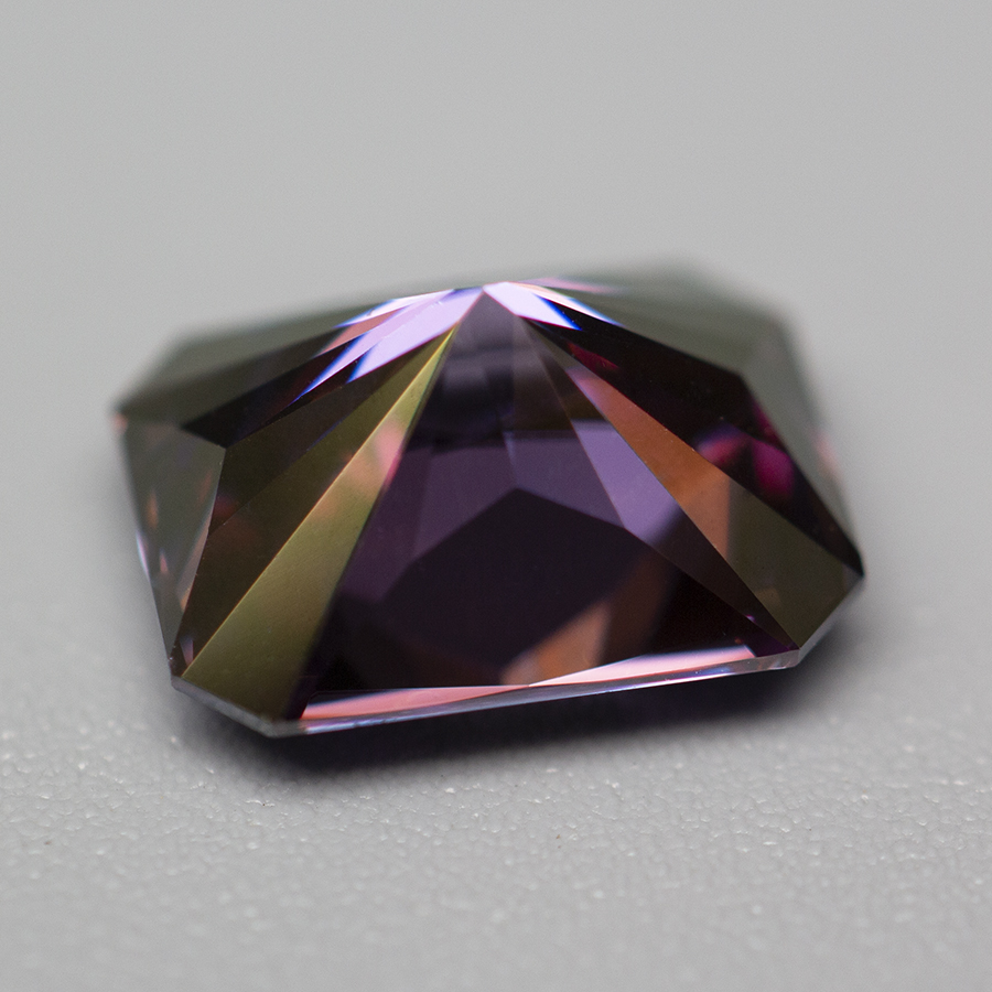 로얄 퍼플 컬러 라디언트 컷 모이사나이트 스톤 GRA  - Gra Certificate Loose Moissanite Stone 리뷰 및 가격