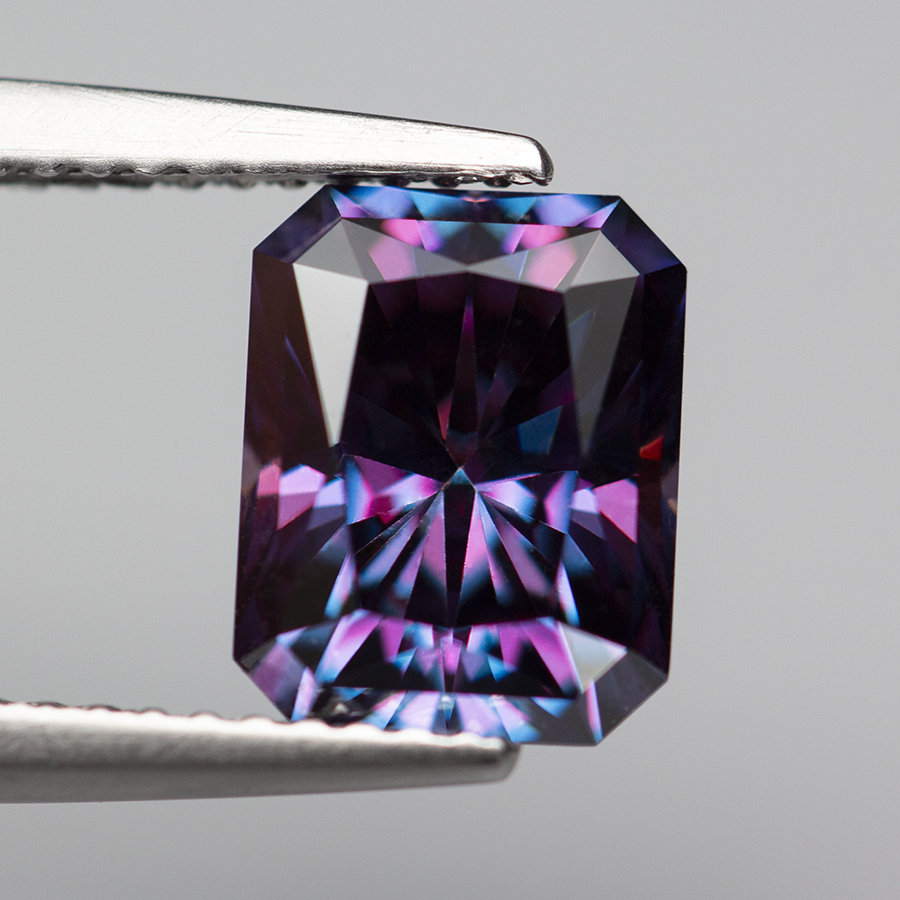 로얄 퍼플 컬러 라디언트 컷 모이사나이트 스톤 GRA  - Gra Certificate Loose Moissanite Stone 리뷰 및 가격