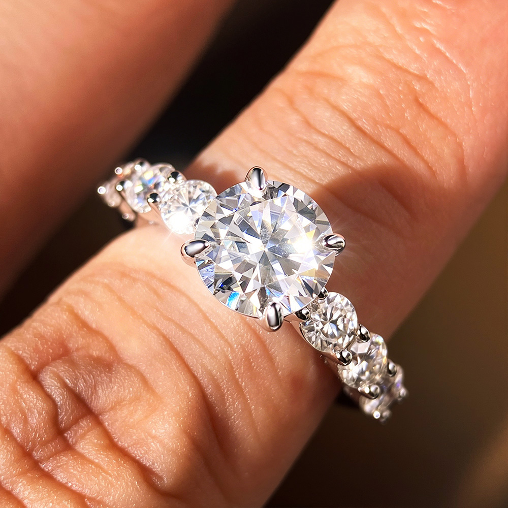 여성용 2캐럿 풀 모이사나이트 약혼 반지 D 컬러 VV - Moissanite Engagement Ring 2 Carat D Vvs1 리뷰 및 가격