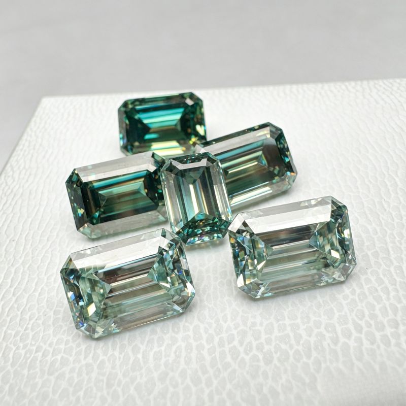 2캐럿, 8mm, 에메랄드 컷, VVS1 등급의 모이사 - Gra Certificate Loose Moissanite Stone 리뷰 및 가격