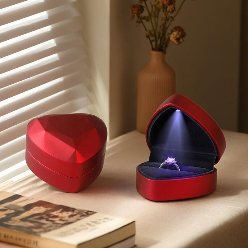 LED 조명이 있는 고급 벨벳 반지/목걸이/펜던트 선물 - Velvet Ring Box Led Light Proposal 리뷰 및 가격